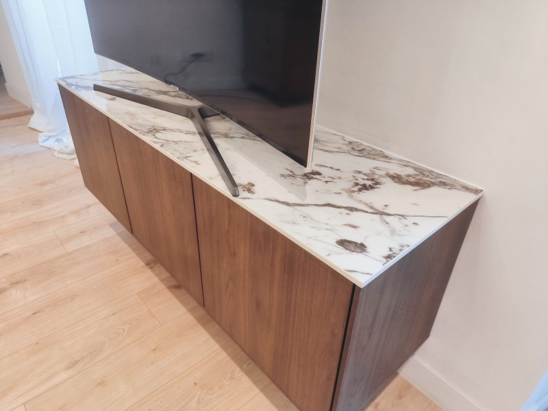 Dessus de meuble en céramique Marazzi Capraia Lux pour une villa à Nice